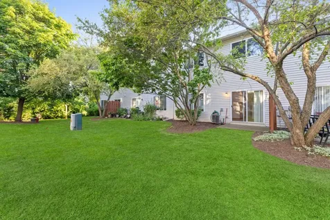 2247 Stoughton Drive Aurora IL 60502