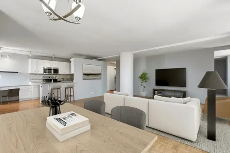345 North Canal Street Chicago IL 60606