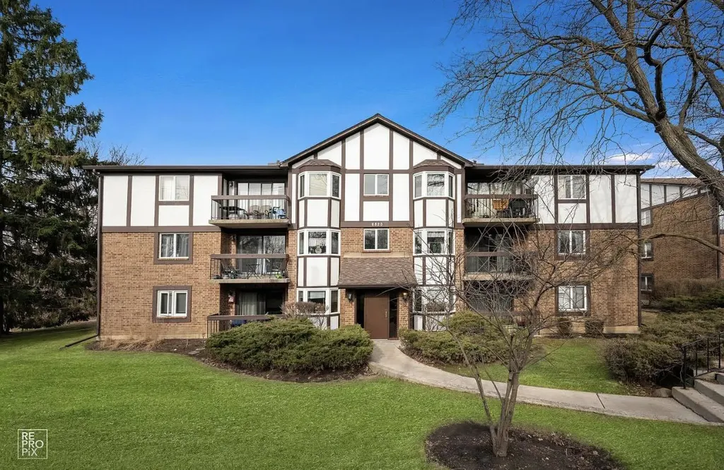 6820 Joliet Road Indian Head Park IL 60525