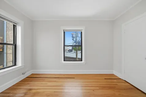 2714 North Spaulding Street Chicago IL 60647