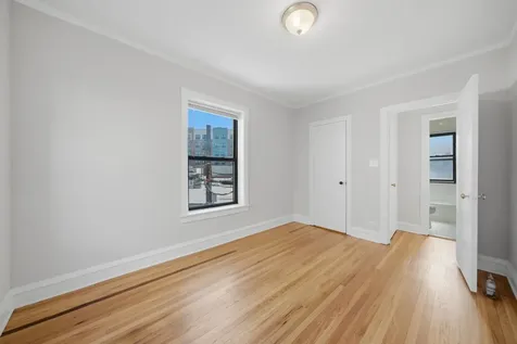 2714 North Spaulding Street Chicago IL 60647