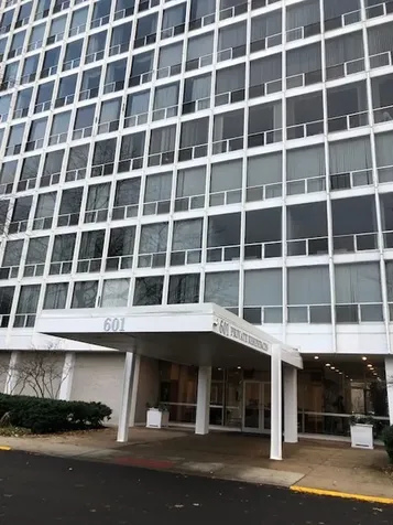 601 East 32nd Street Chicago IL 60616