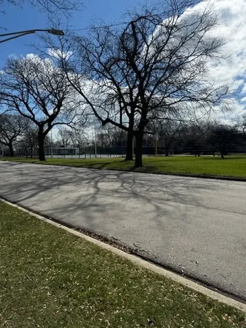 601 East 32nd Street Chicago IL 60616