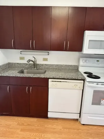 601 East 32nd Street Chicago IL 60616