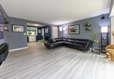 610 South 2nd Street West Dundee IL 60118