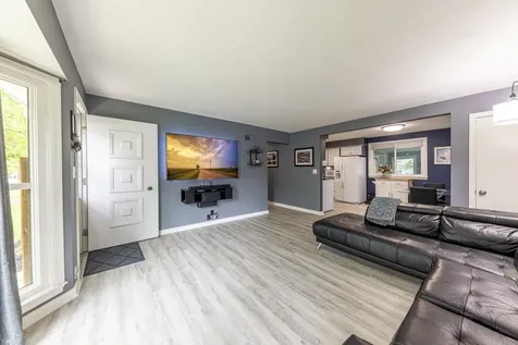 610 South 2nd Street West Dundee IL 60118