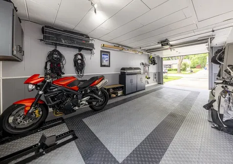 610 South 2nd Street West Dundee IL 60118