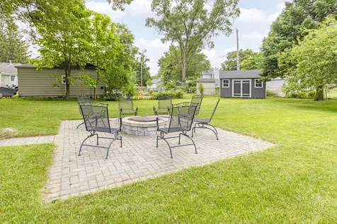 610 South 2nd Street West Dundee IL 60118