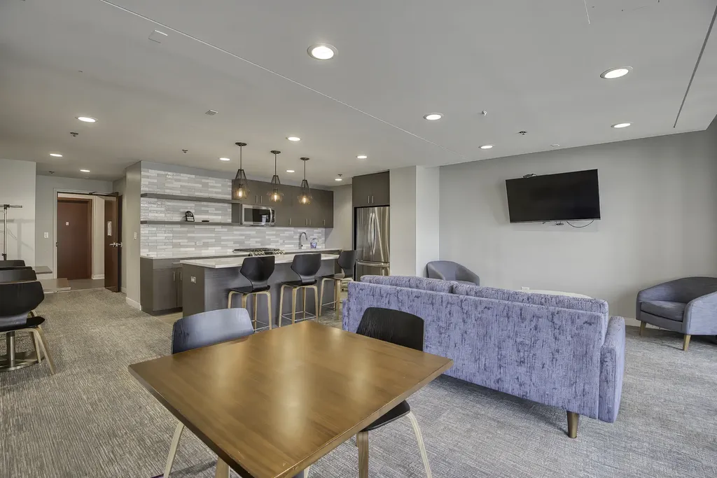 1250 South Michigan Avenue Chicago IL 60605