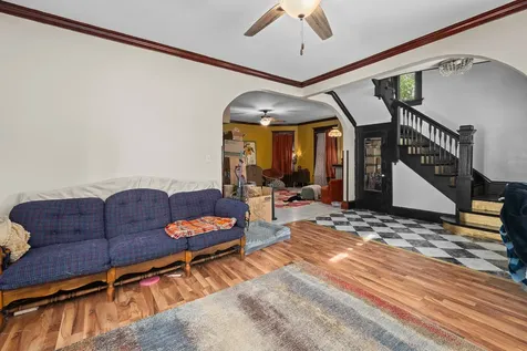 1004 13TH Avenue Moline IL 61265