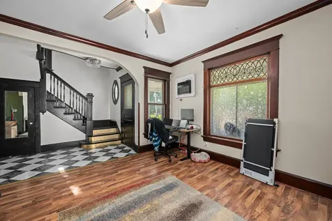 1004 13TH Avenue Moline IL 61265