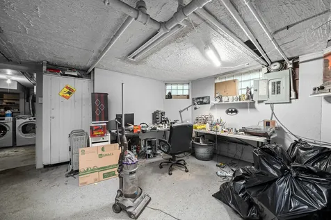 1004 13TH Avenue Moline IL 61265
