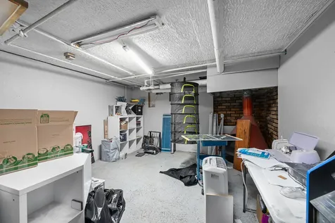 1004 13TH Avenue Moline IL 61265