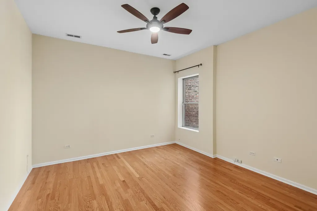 4536 North Sheridan Road Chicago IL 60640