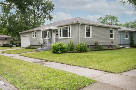 17903 Park Avenue Lansing IL 60438