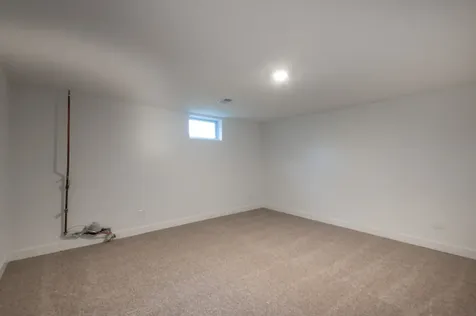 17903 Park Avenue Lansing IL 60438