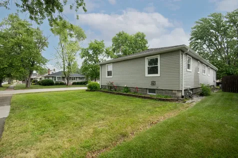 17903 Park Avenue Lansing IL 60438