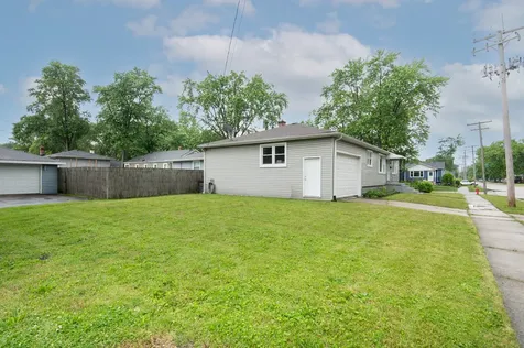 17903 Park Avenue Lansing IL 60438
