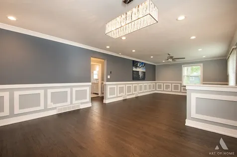 17903 Park Avenue Lansing IL 60438