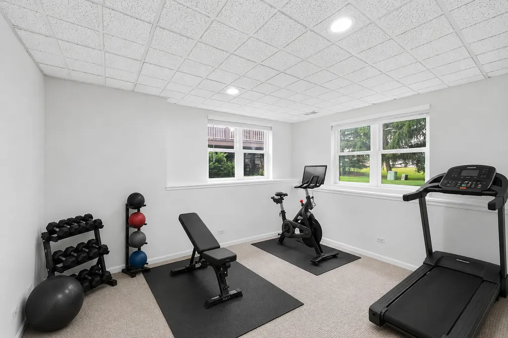 524 Camargo Club Drive Lake In The Hills IL 60156