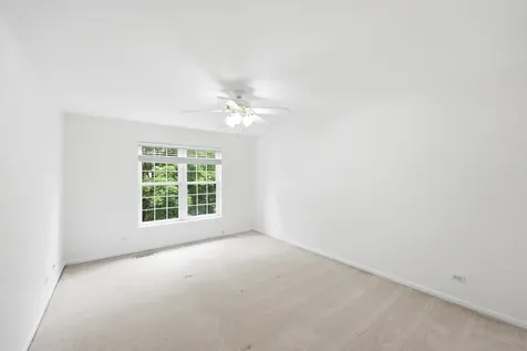 524 Camargo Club Drive Lake In The Hills IL 60156