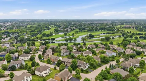 524 Camargo Club Drive Lake In The Hills IL 60156