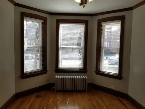 5226 West Hutchinson Street Chicago IL 60641