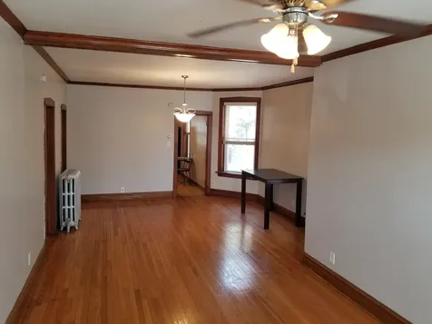 5226 West Hutchinson Street Chicago IL 60641