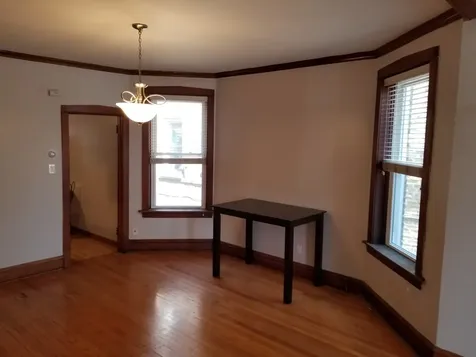 5226 West Hutchinson Street Chicago IL 60641