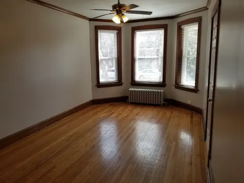 5226 West Hutchinson Street Chicago IL 60641