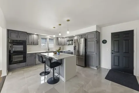 1965 Royal Boulevard Elgin IL 60123