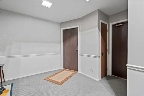 251 Appletree Court Buffalo Grove IL 60089