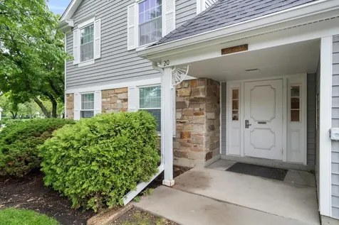 251 Appletree Court Buffalo Grove IL 60089