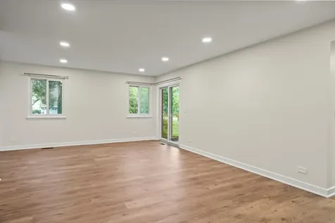 251 Appletree Court Buffalo Grove IL 60089