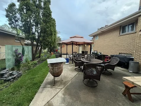 499 Gilbert Drive Wood Dale IL 60191