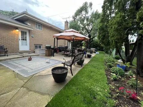 499 Gilbert Drive Wood Dale IL 60191