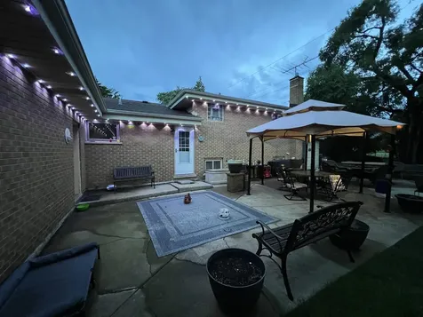 499 Gilbert Drive Wood Dale IL 60191