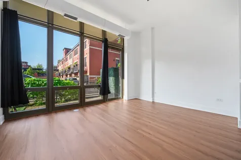 1000 North Kingsbury Street Chicago IL 60610
