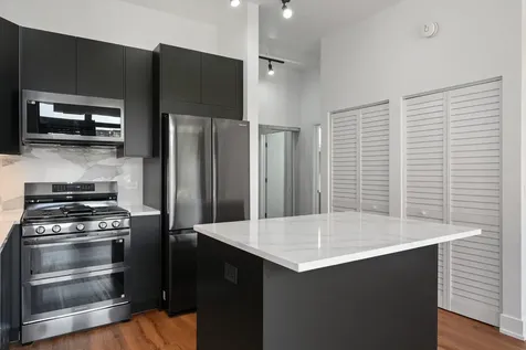 1000 North Kingsbury Street Chicago IL 60610