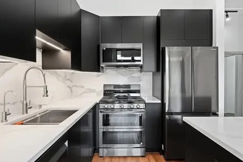 1000 North Kingsbury Street Chicago IL 60610