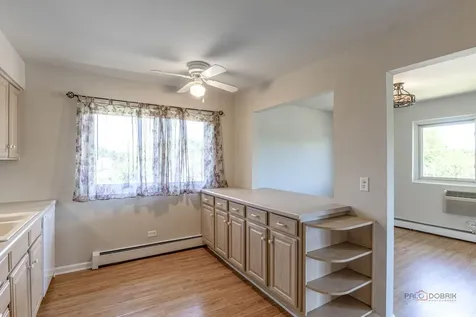 25 East Palatine Road Arlington Heights IL 60004