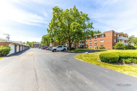 25 East Palatine Road Arlington Heights IL 60004