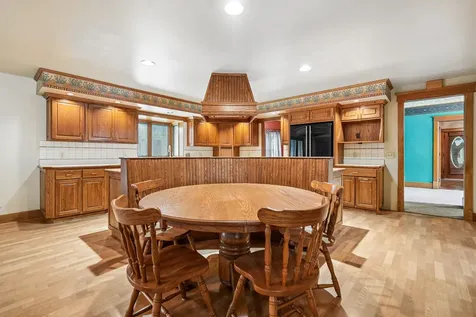320 West 3rd Street Prophetstown IL 61277