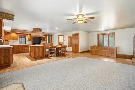 320 West 3rd Street Prophetstown IL 61277