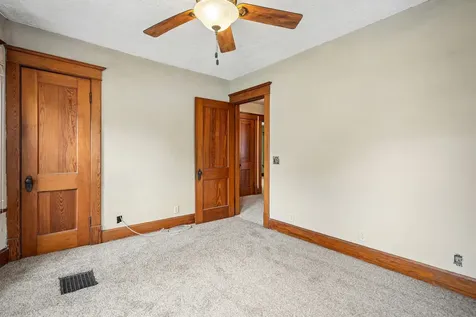 320 West 3rd Street Prophetstown IL 61277