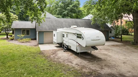 320 West 3rd Street Prophetstown IL 61277