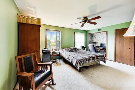3218 East Reichert Drive Crete IL 60417