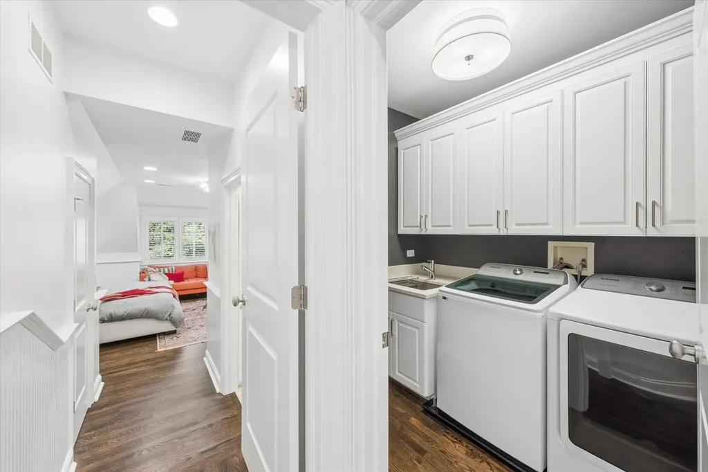 690 Wingate Road Glen Ellyn IL 60137