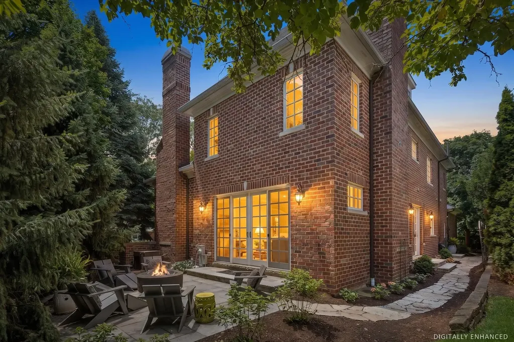 690 Wingate Road Glen Ellyn IL 60137