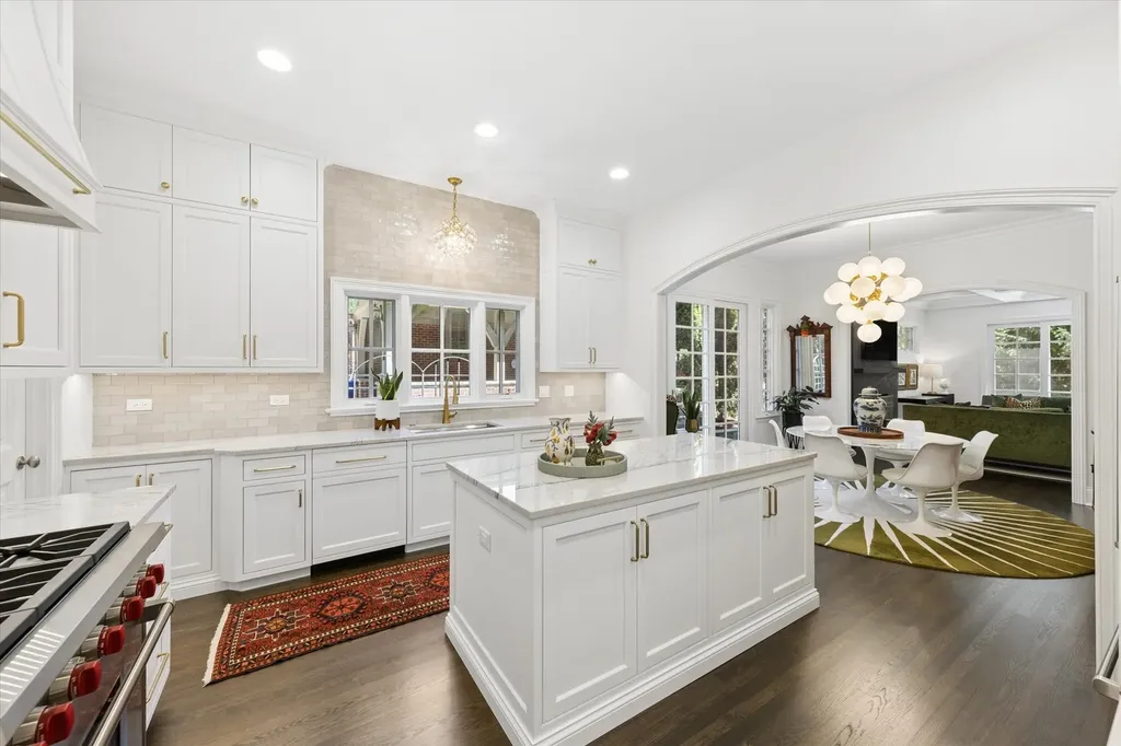 690 Wingate Road Glen Ellyn IL 60137
